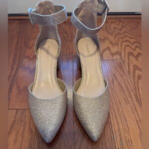 ✨Champagne Sparkle Heels✨